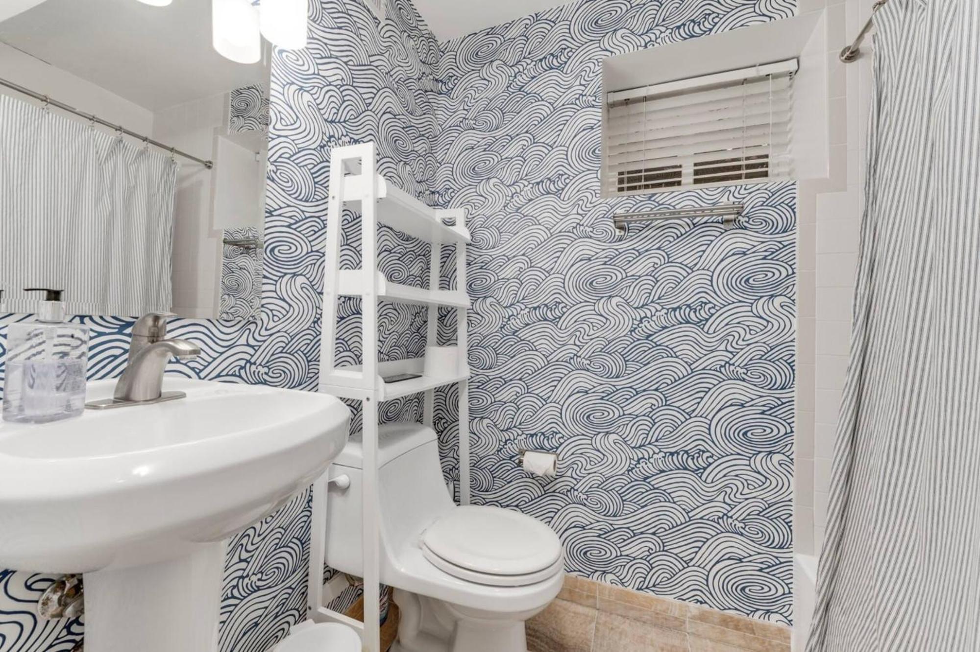 Апартаменты Charming 2Bd1Ba In Hip Area - Near Metro Вашингтон Экстерьер фото